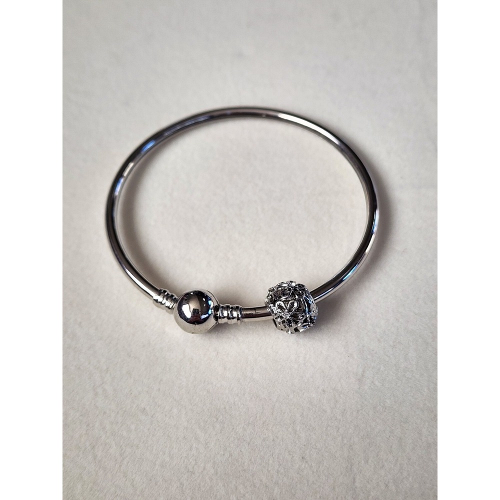 Floral Themed Silver Tone Slider Charm Bracelet Flowers Unique Clasp FREE‎ $HIP!